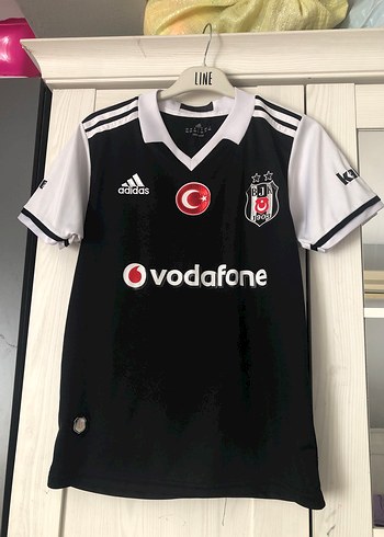 Erkek Siyah V-Yaka Kısa Kollu Forma - Görsel 2