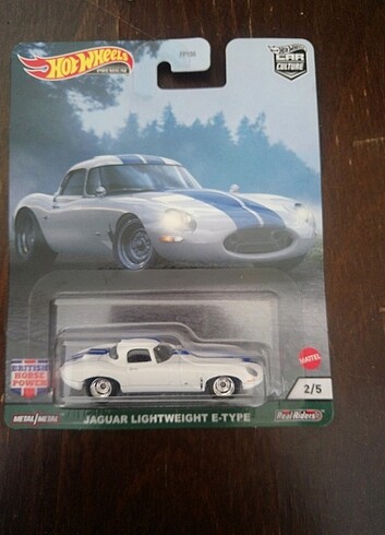 Ürün 0 kutusunda hotwheels premium jaguar lightweight e type