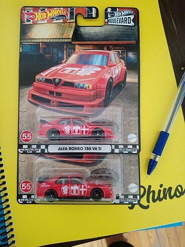 Hotwheels premium alfa romeo 2 ADET