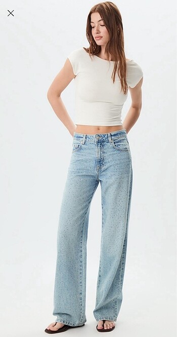 Stradivarius Taşlı Jean