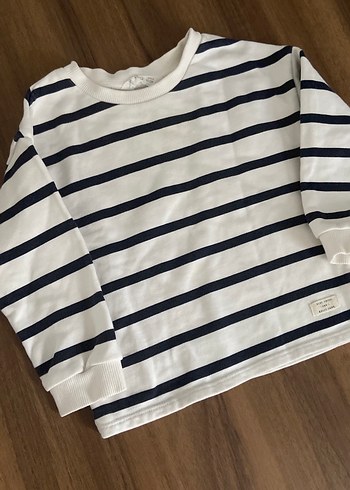 Erkek Çocuk Beyaz Çizgili 18-24 ay sweathisrt - Görsel 3