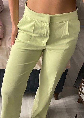 Düğmeli Pastel Yeşil Kadın Kumaş Pantolon - Görsel 4