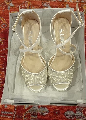 38 Beden LADY SHOES GELİN AYAKKABISI