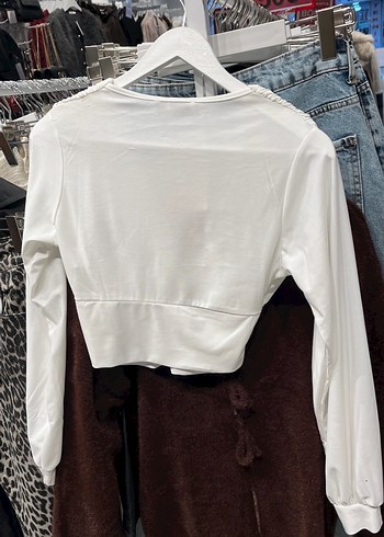 Beyaz V Yaka Salaş Uzun Kollu Bluz - Görsel 4