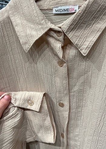 Bej Düğmeli Salaş Gömlek - Görsel 3