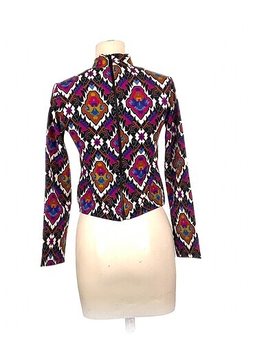 m Beden PreLoved Hırka %70 İndirimli.