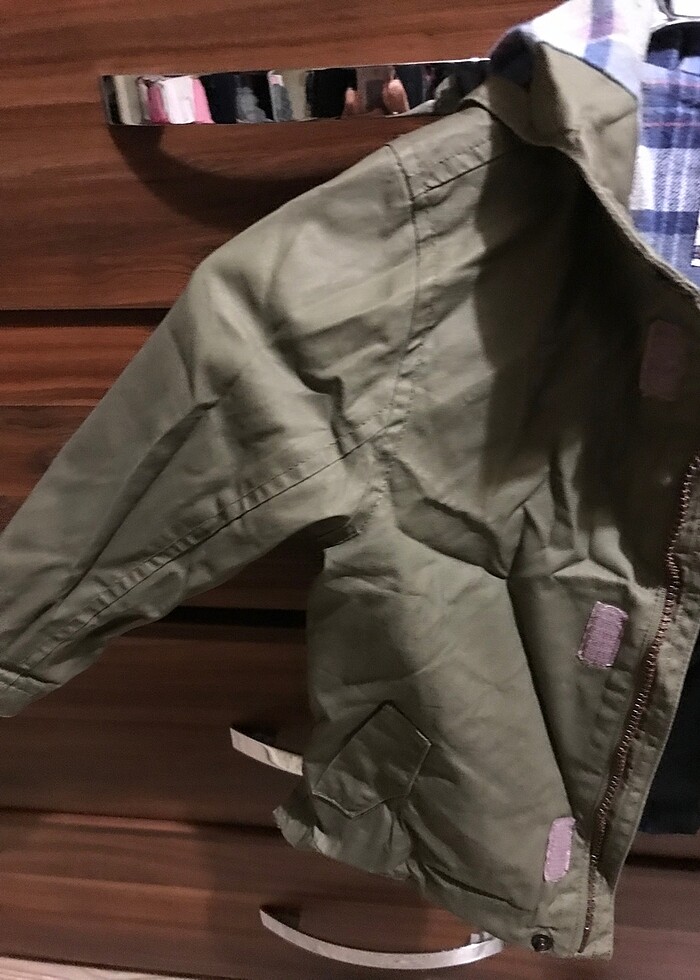 Lcw marka 24-36 beden baharlık mont - Görsel 3