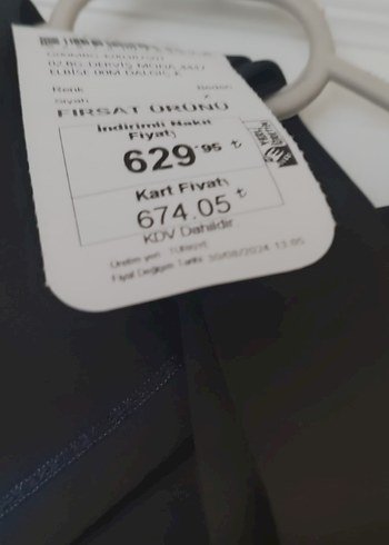 Siyah V Yaka Düğmeli Midi Elbise - Görsel 2