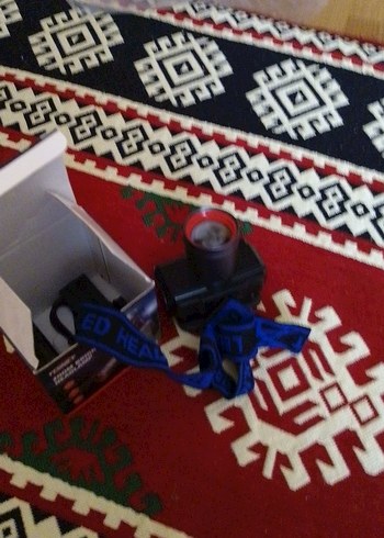 YES-620 Kırmızı Zoomlu Kafa Lambası - Görsel 2