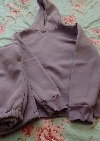 Mor Kapüşonlu Rahat Kesim Kız Eşofman - Görsel 3