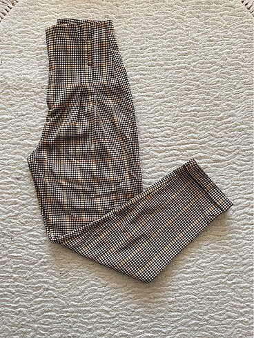 Bershka ekose pantolon