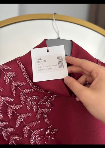 Bordo Uzun Kollu Nakışlı Abiye Elbise - Görsel 4