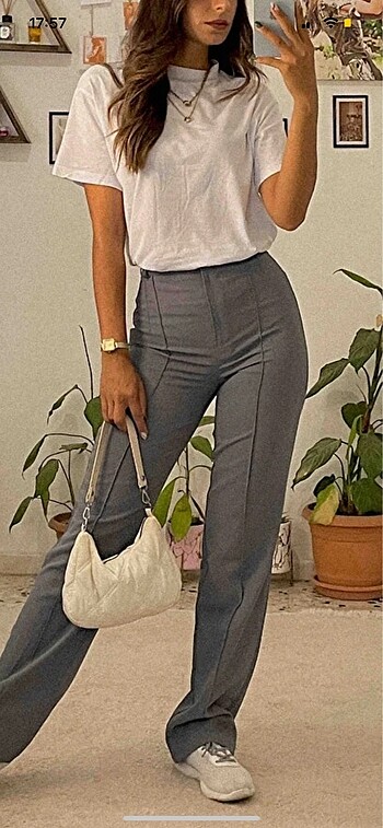 Trendyolmilla Gri Yüksek Bel Pantolon
