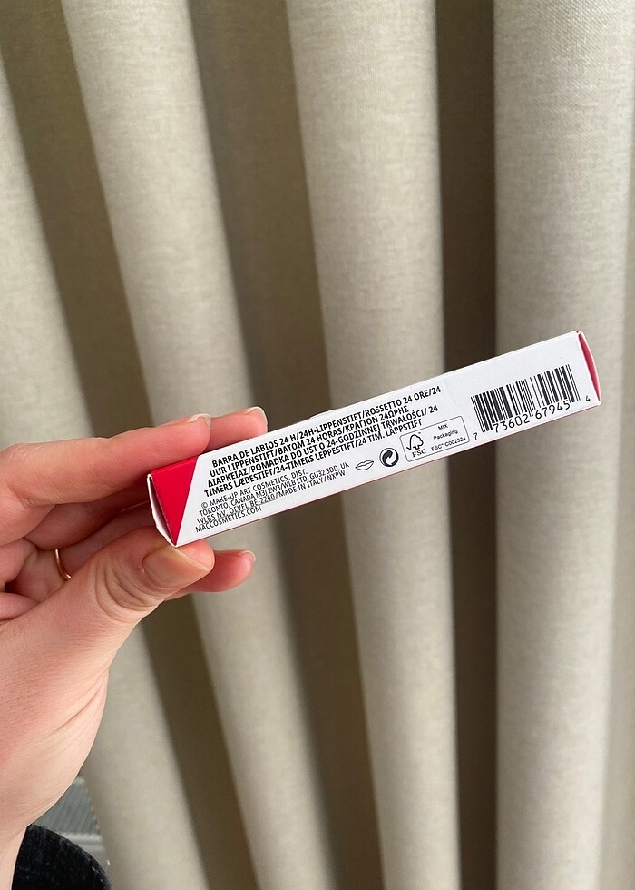 Mac Locked Kiss 88 Ruby True - Görsel 2