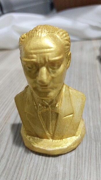 Atatürk büstü