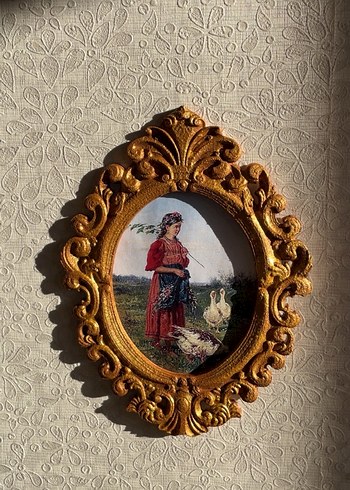 Parlak Altın Renkli Süslemeli Vintage Çerçeve - Görsel 6