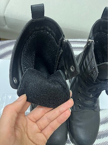 Kadın postal bot - Görsel 5