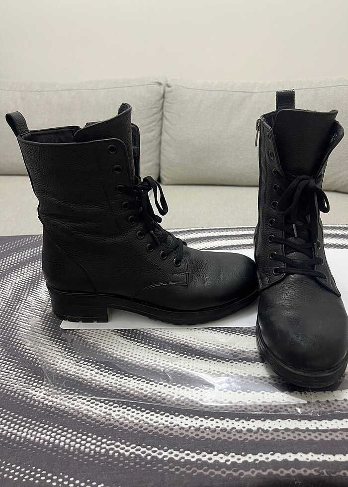 Kadın postal bot - Görsel 3