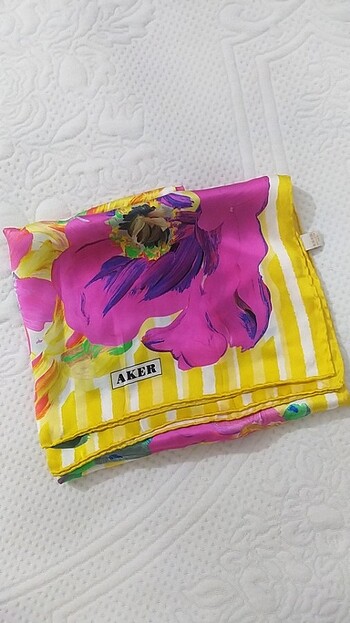 Aker İpek eşarp