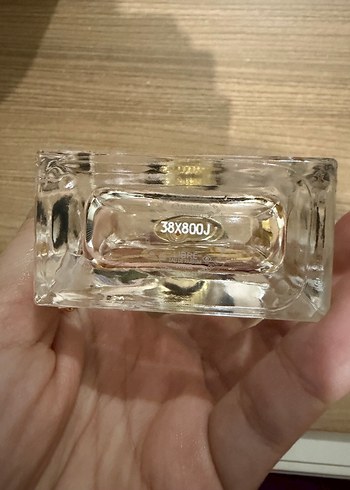 Kadın Parfümü Şişesi BOŞ - Görsel 2