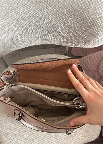 Orjinal Guess Kadın Pembe Deri Çanta - Görsel 5