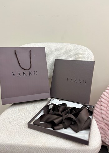 Vakko Kahverengi Kutu ve  Çantası - Görsel 3
