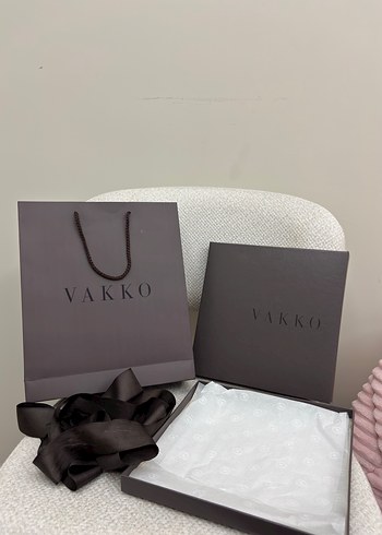 Vakko Kahverengi Kutu ve  Çantası - Görsel 5