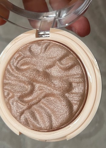 Revolution Revolution Toz Highlighter