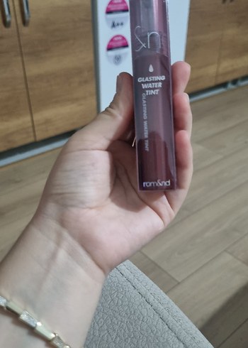 Romand tint 17 numara