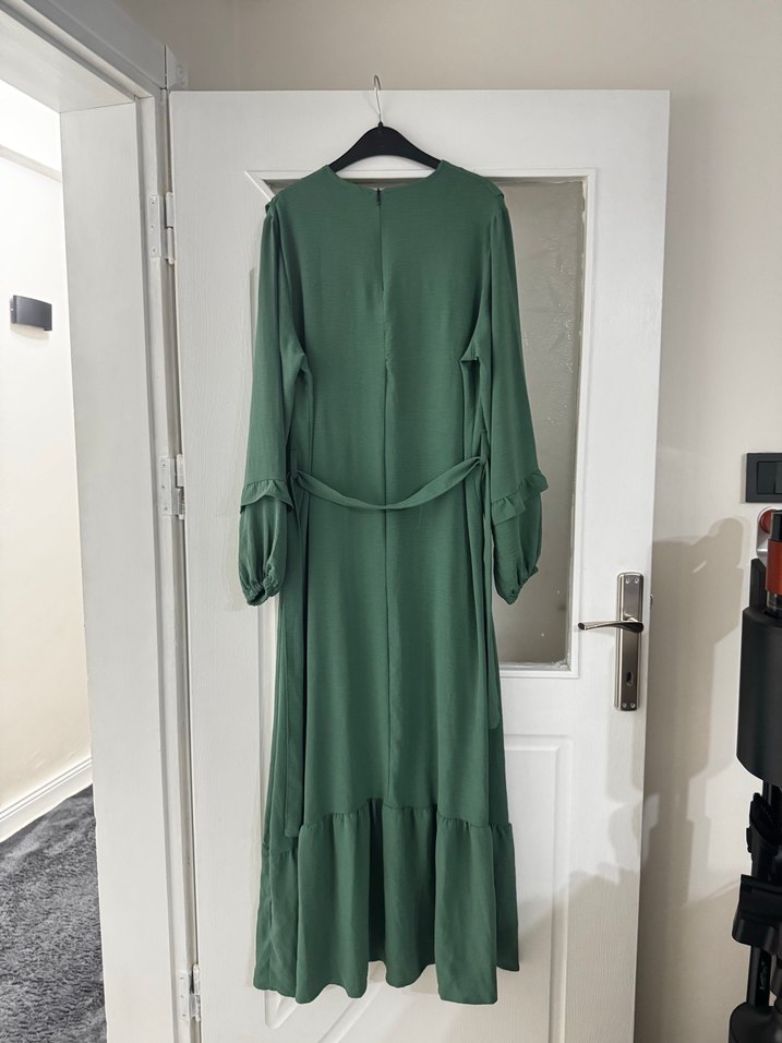 Yeşil Uzun Elbise - Görsel 2