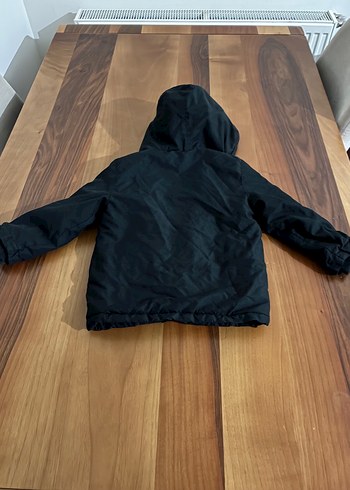 Kapüşonlu Siyah Erkek Çocuk Mont 3-4 yaş - Görsel 4