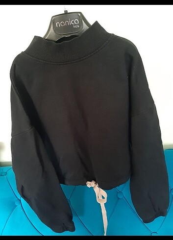 H&M Siyah kısa sweat 
