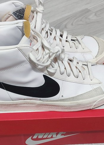 Nike Nike Blazer Mid 77