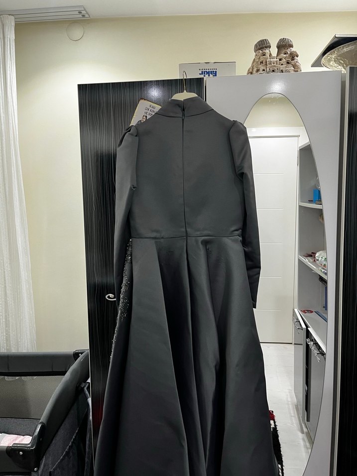 Gri taşlı abiye - Görsel 5