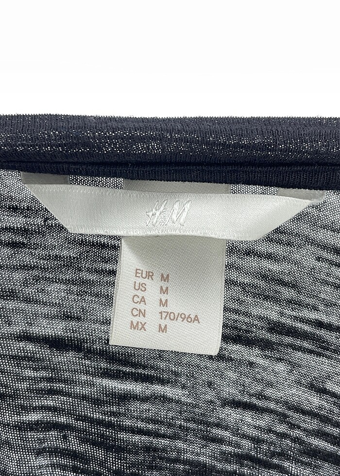 H&M T-shirt %70 İndirimli. - Görsel 4