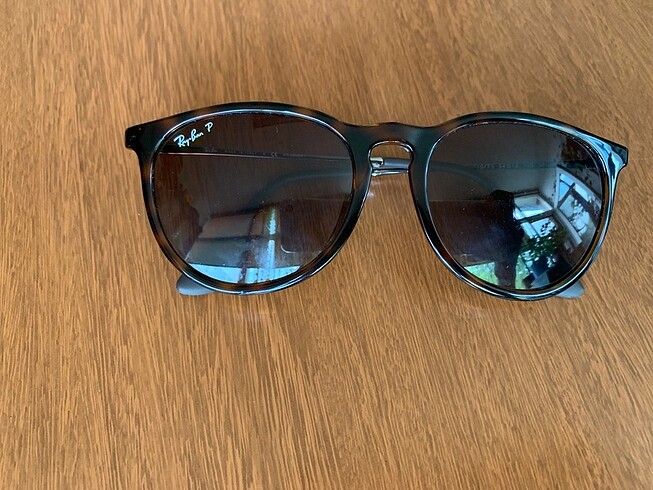 Rayban polarize gözlük