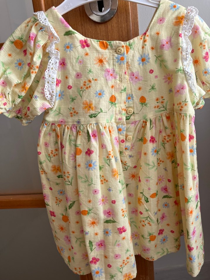 Sarı Çiçekli Kız Çocuk Elbisesi - Görsel 4