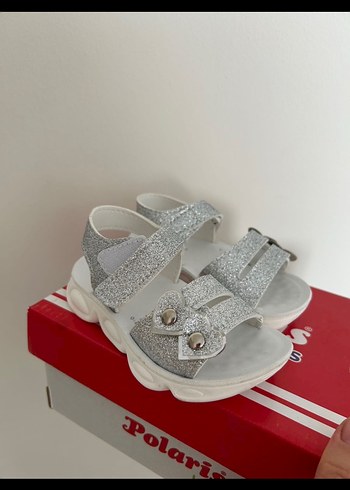 Hiç kullanılmadı 
Kız Çocuk Gümüş Simli Tokalı Terlik - Görsel 2