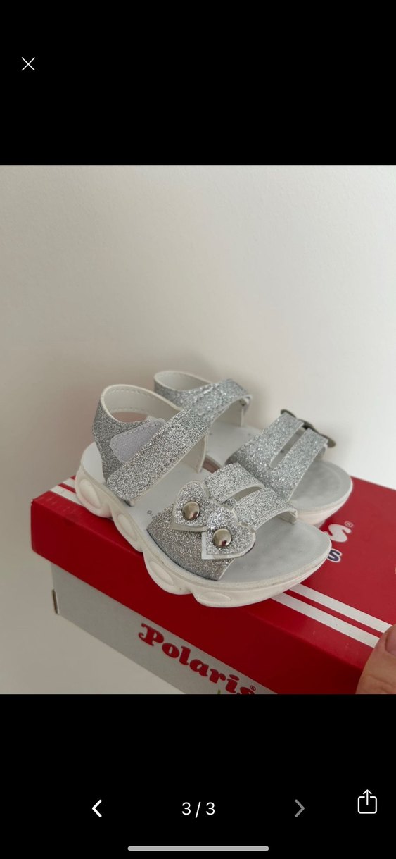 Hiç kullanılmadı 
Kız Çocuk Gümüş Simli Tokalı Terlik - Görsel 2