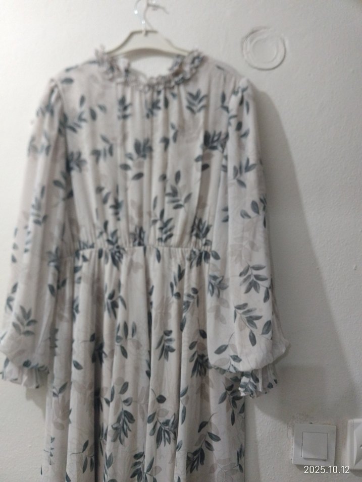 Uzun Bohem Gri Beyaz Desenli Elbise - Görsel 3