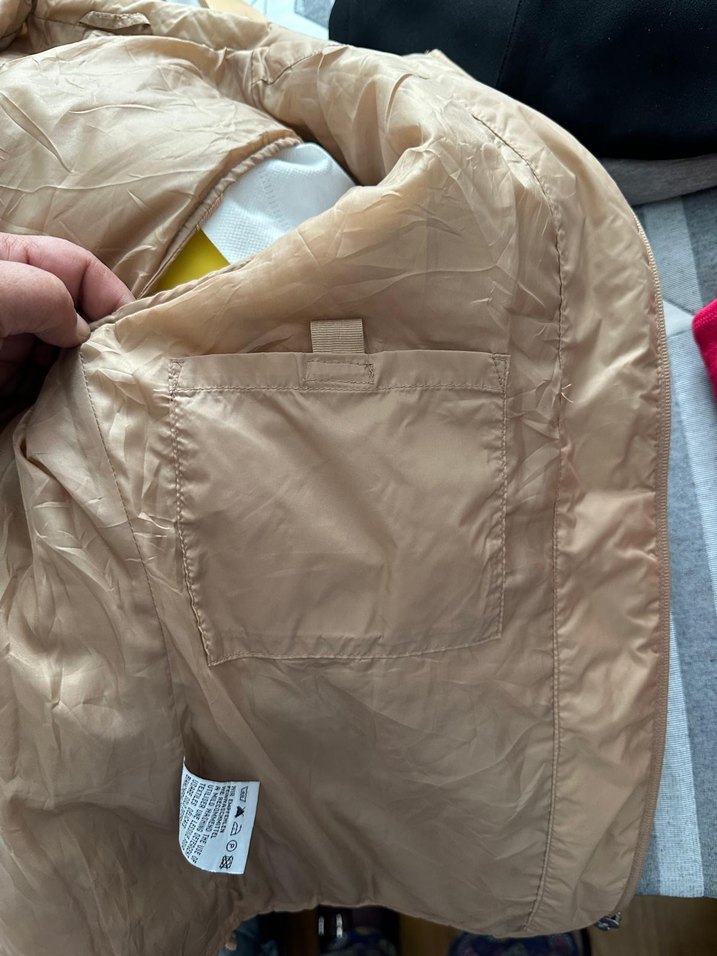 Bej Fermuarlı Kadın Spor Yelek - Görsel 3