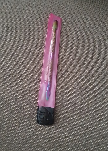 Pastel Renkli Tırnak Eti İtici - Görsel 2