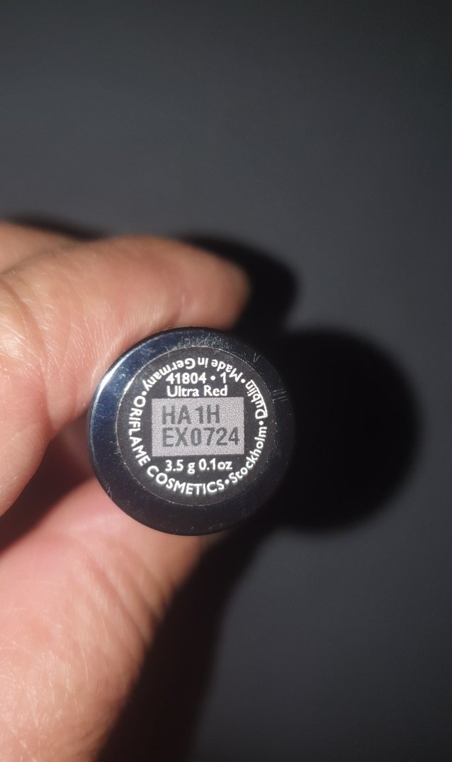 Parlak Siyah Ruj ULTRAEIX - Görsel 5