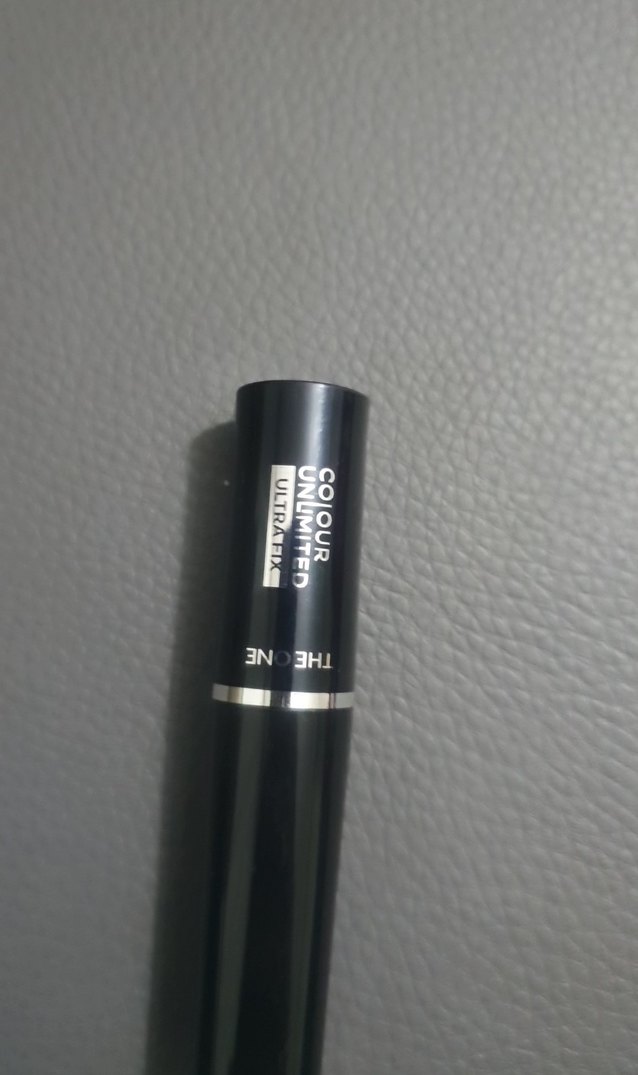 Parlak Siyah Ruj ULTRAEIX - Görsel 2