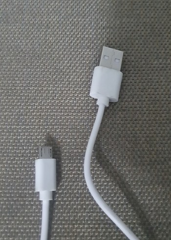 Beyaz USB Şarj Kablosu - Görsel 3