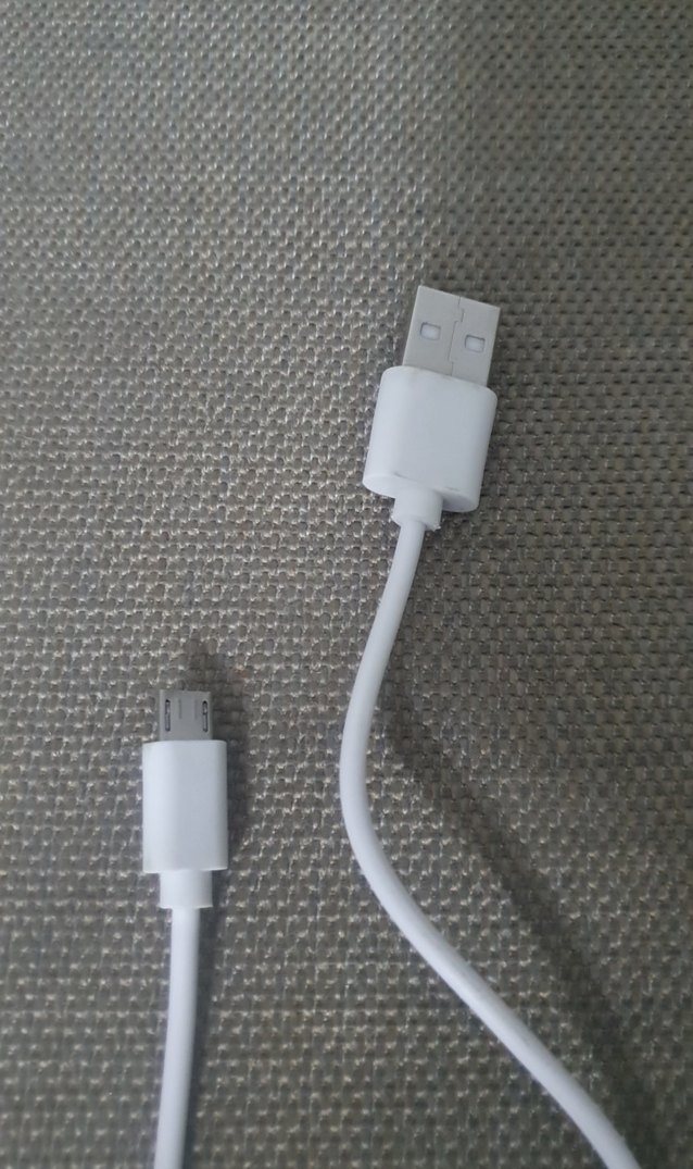 Beyaz USB Şarj Kablosu - Görsel 3