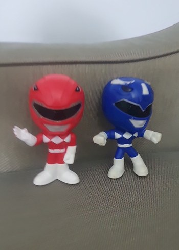 Renkli Kırmızı Aksiyon Figürü - Görsel 2