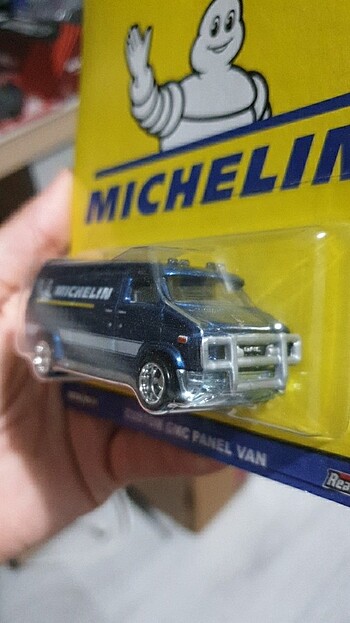 Hot wheels Custom GMC Panel Van Michelin