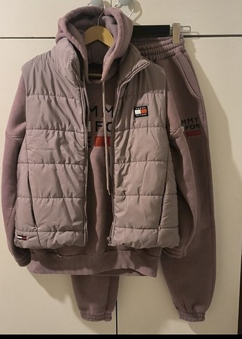 Tommy Hilfiger m