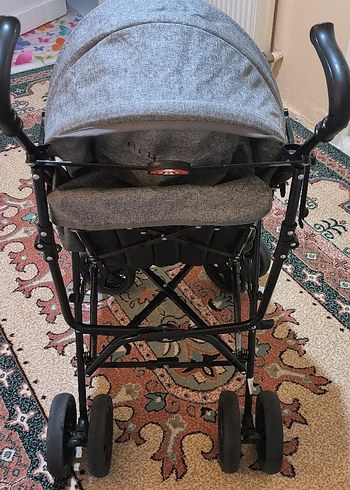 Gri Bebek Arabası Yeni - Görsel 4